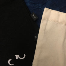 將圖片載入圖庫檢視器 以月為念/低頭思故鄉 tote bag

